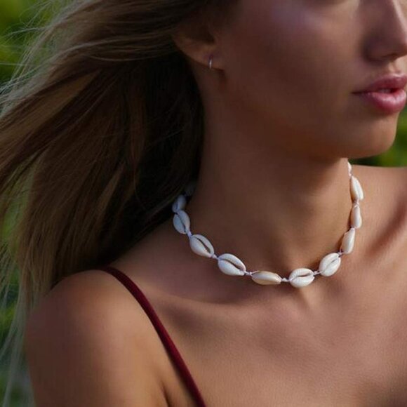 Shell Choker Necklace for Women Seashell Necklace Cowrie Shell Beaded Necklace - Picture 2 of 6